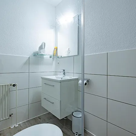 Fewo1846 - Strandresidenz Wassersleben Nele - Studioapartment Mit Balkon Und Meerblick Appartement *